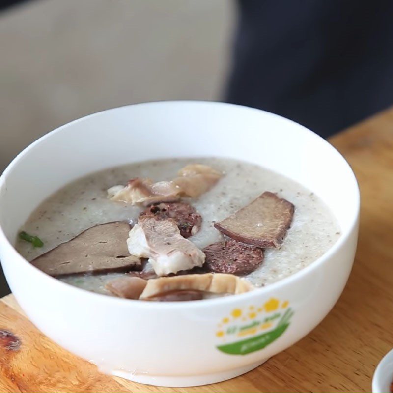 Step 9 Final product Northern-style pork porridge