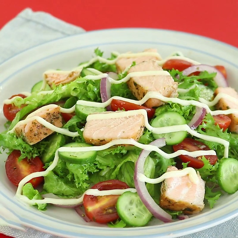 Step 6 Final product Salmon oil vinegar salad