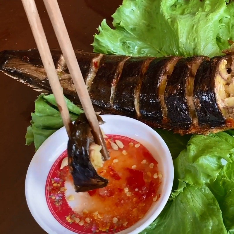 Step 4 Finished Product Grilled Catfish with Salt and Chili