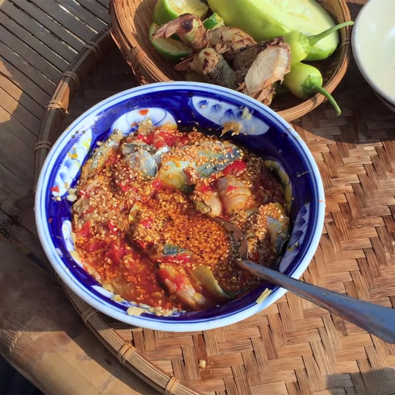Step 6 Final product Mackerel salad Nam O Da Nang