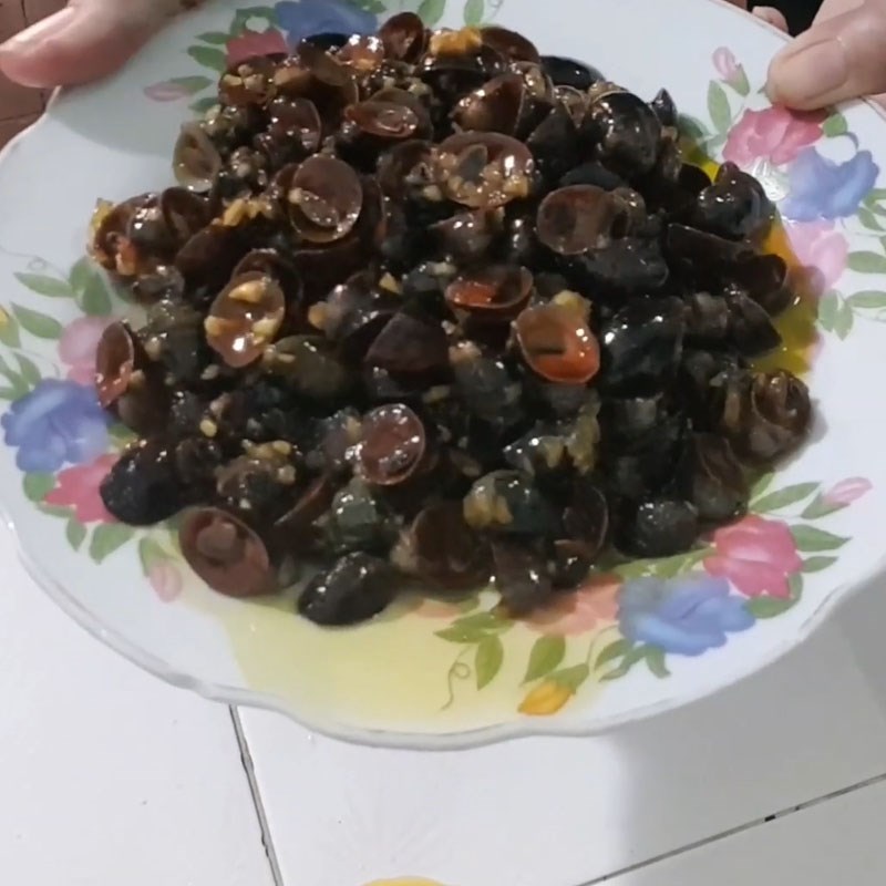Step 4 Final Product Sautéed Coconut Snails with Butter
