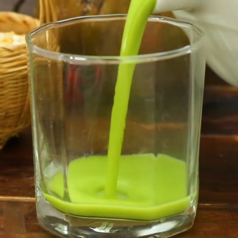 Step 4 Final product Mung bean milk with pandan leaves