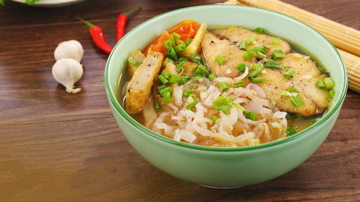 How to cook delicious and flavorful Nha Trang jellyfish noodle soup with authentic taste 2 Nha Trang mackerel jellyfish noodle