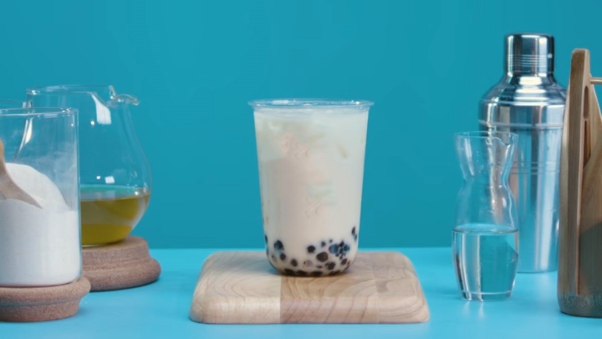Roasted Rice Milk Tea with Tapioca Pearls