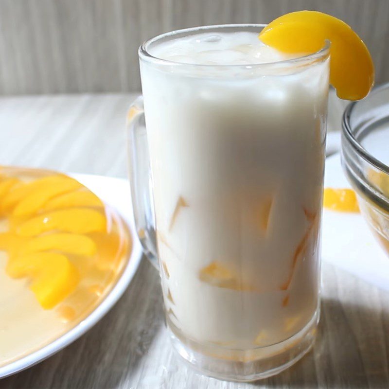 Step 5 Final product Peach Jelly Milk Tea