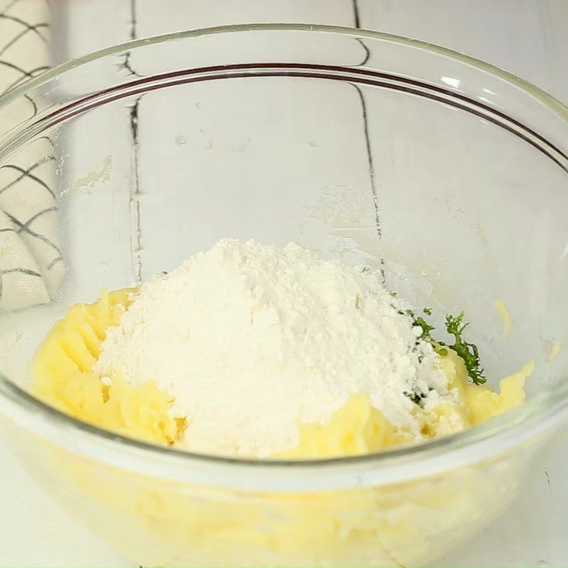 Step 3 Mix the cake batter Fried Potato Cakes