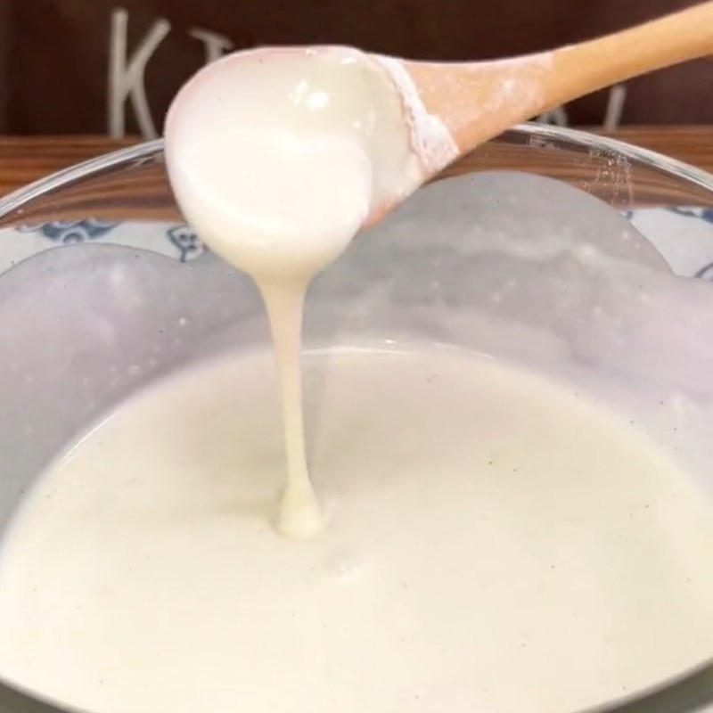 Step 2 Mixing batter Crispy quail eggs with tamarind sauce (Recipe shared from Tiktok Cooking with TasteVN)