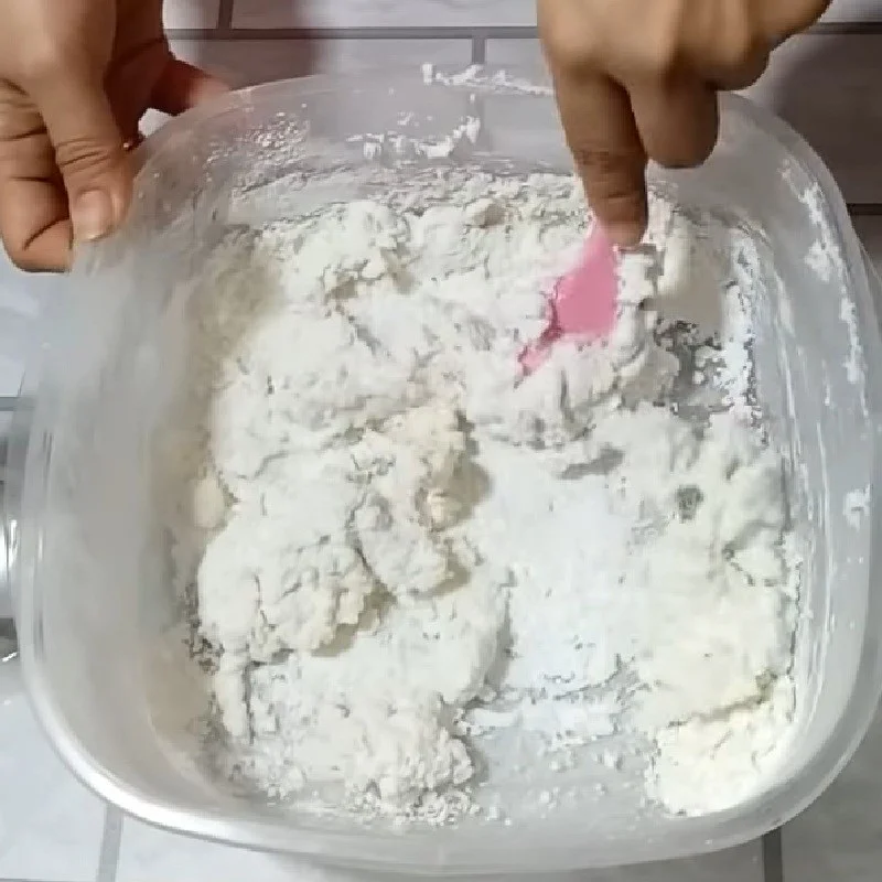 Step 2 Mix the dough for Coconut-filled Banh It