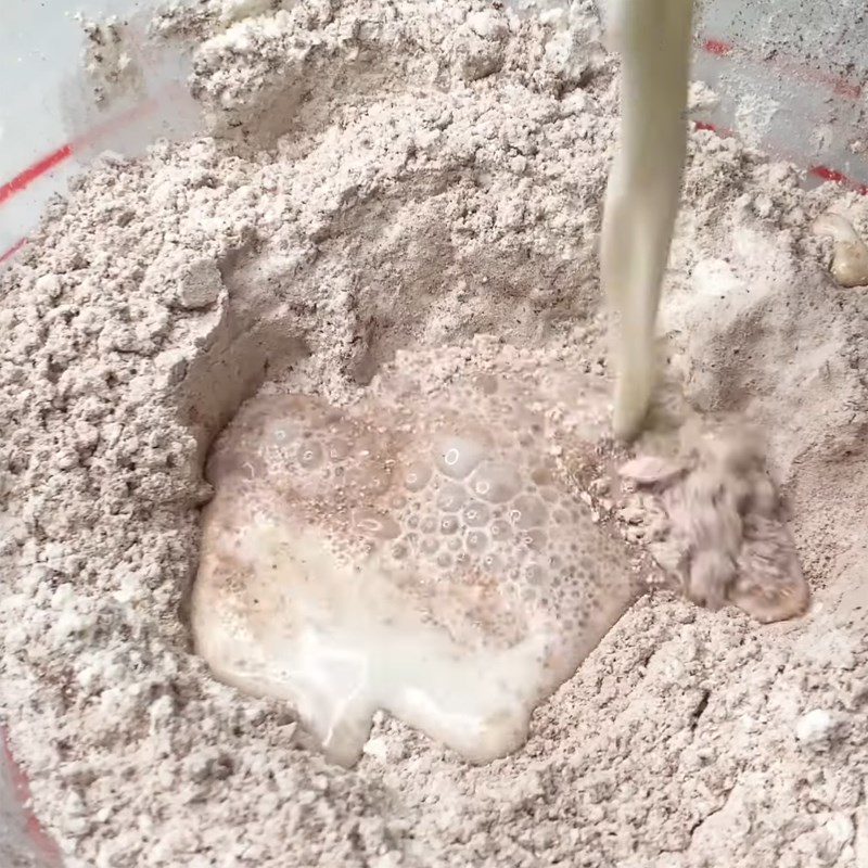 Step 1 Mix the dough for chocolate bread using an air fryer