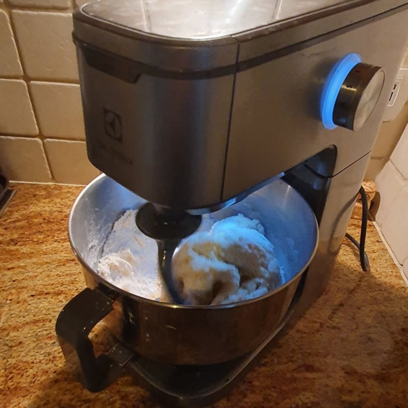 Step 1 Mixing dough and proofing for the first time Fried Vegetarian Buns (recipe shared by users)
