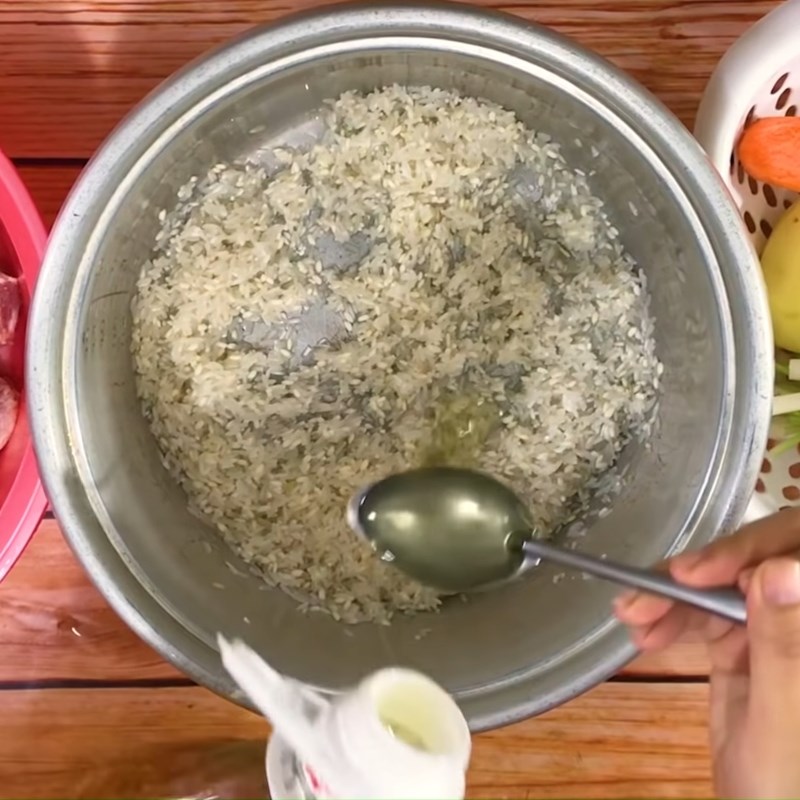 Step 3 Mix the rice Pork rib vegetable porridge