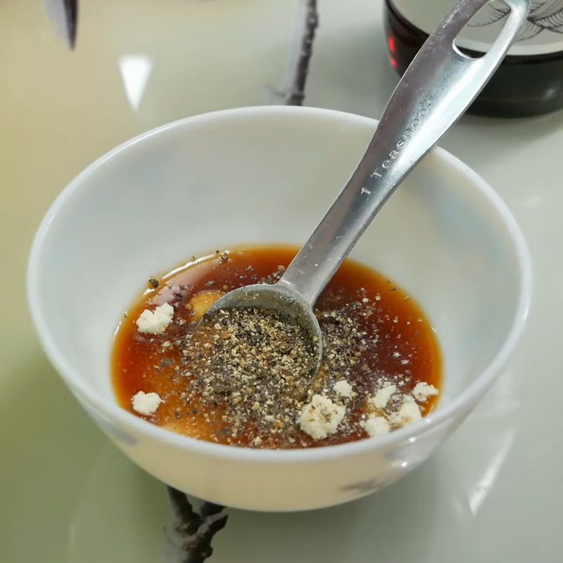 Step 2 Mixing spices and marinating meat (2 types) How to make dried pork
