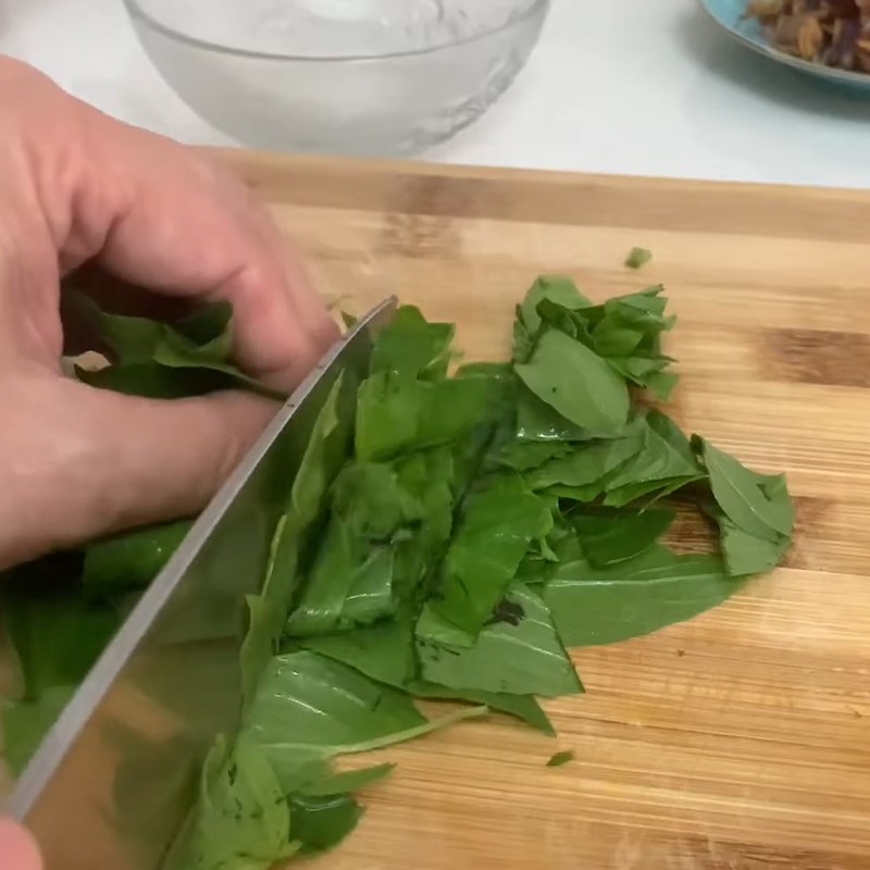 Step 8 Mixing Salad for Chicken Rice Porridge