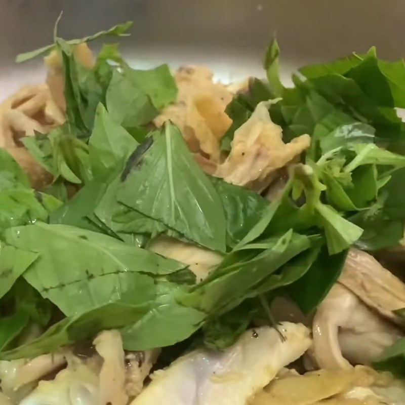 Step 8 Mixing Salad for Chicken Rice Porridge