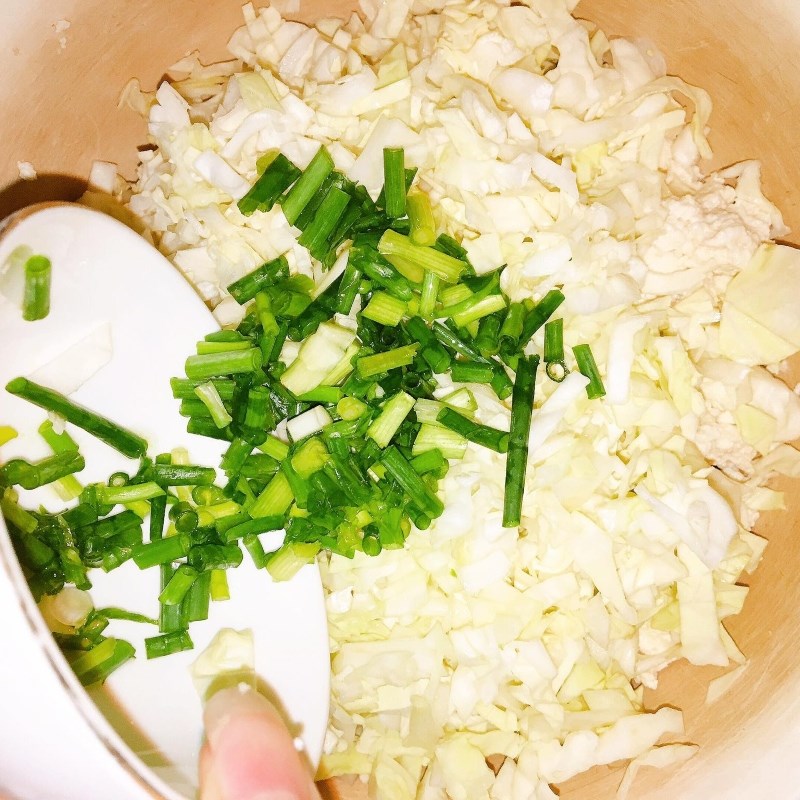 Step 2 Mix the Mixture for Vegetarian Tofu Cake with Cabbage
