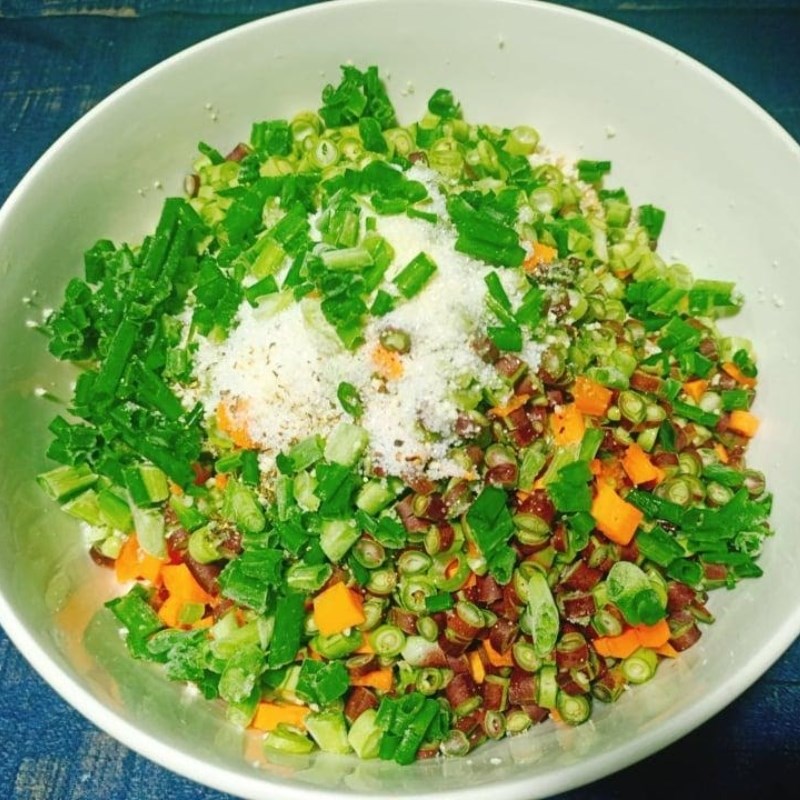 Step 2 Mixing the mixture Vegetarian tofu cake with vegetables