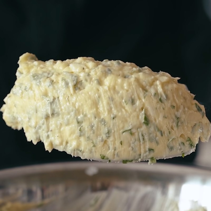 Step 3 Mix garlic butter mixture Caesar salad garlic butter bread