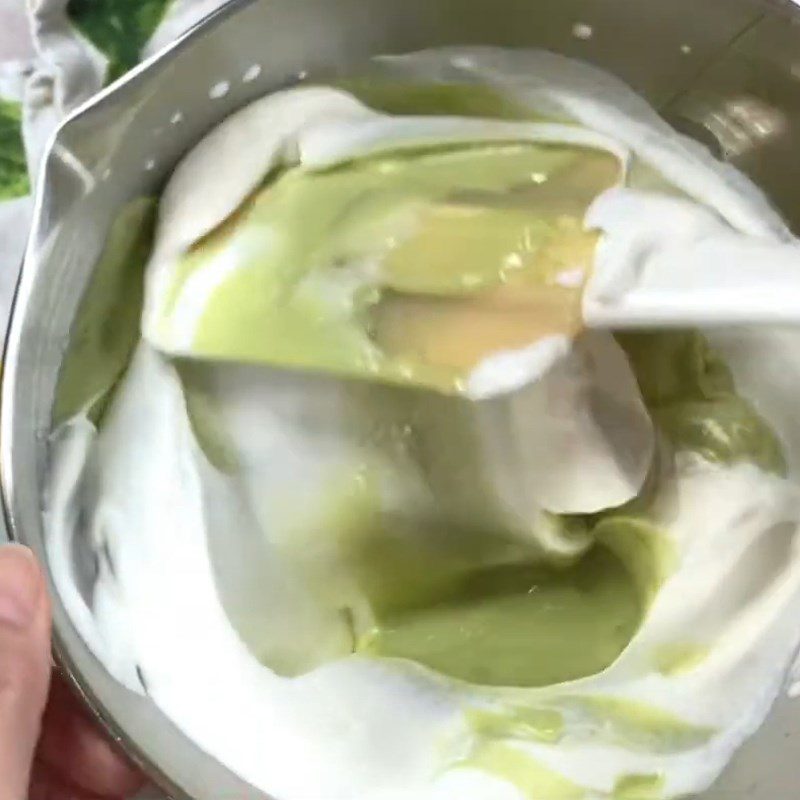 Step 4 Mix the Butter Mixture with Whipping Cream Yogurt Butter Cream