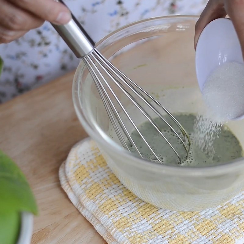 Step 3 Mixing green tea yogurt mixture Green tea yogurt mousse