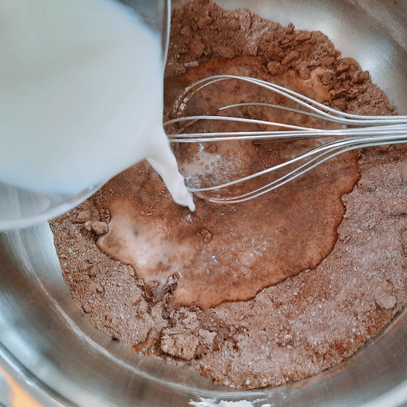 Step 1 Mix the Ingredients Chocolate Ice Cream