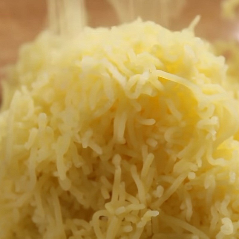 Step 3 Mash the potatoes and bake with butter for Baked Cheese Mashed Potatoes