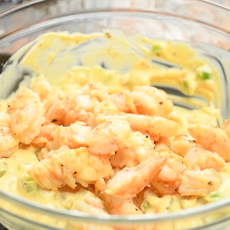 Step 5 Mix the salad for shrimp salad sandwich