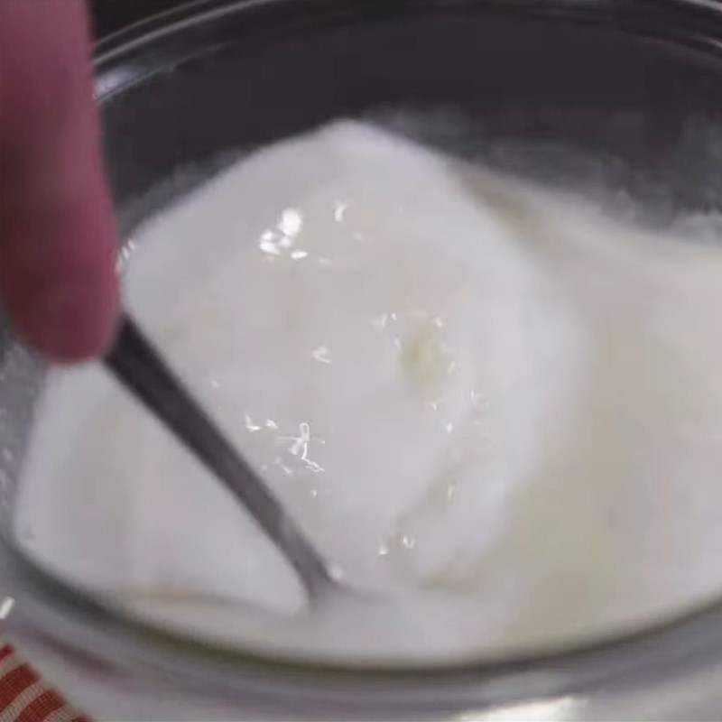 Step 3 Mix milk and gelatin for Eggless Green Tea Mousse