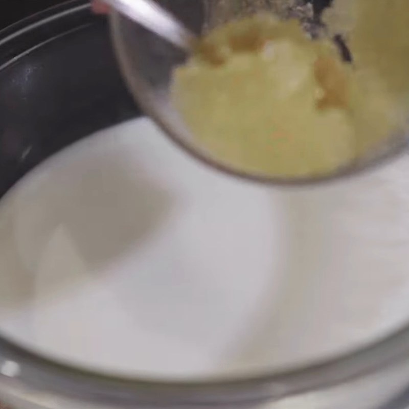 Step 3 Mix milk and gelatin for Eggless Green Tea Mousse