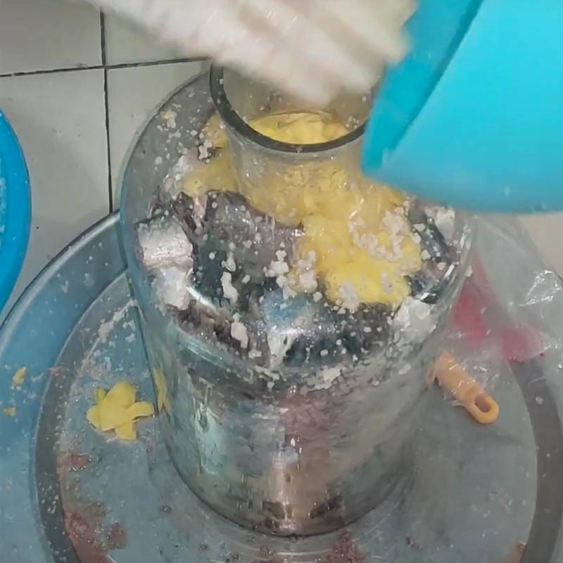 Step 4 Fermenting fish sauce Mackerel fish sauce