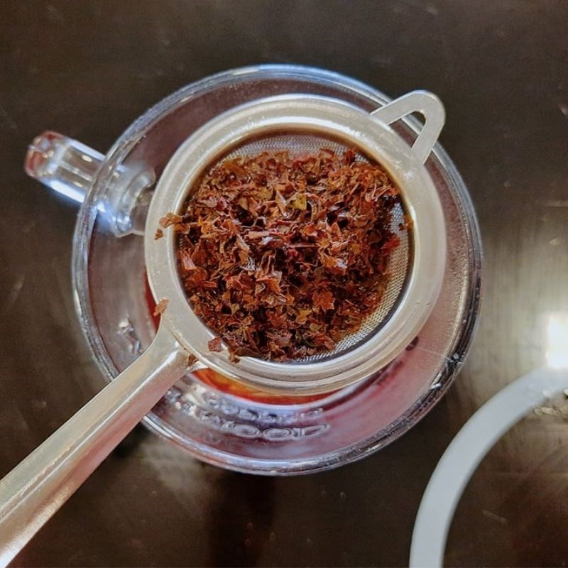 Step 1 Steep the tea for hot peach tea