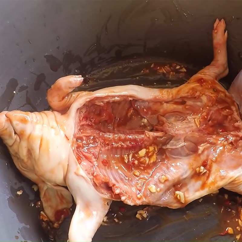 Step 2 Marinate the Pork for Grilled Pork Dish