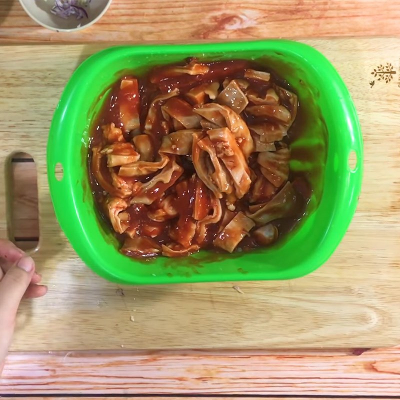 Step 3 Marinate the stomach