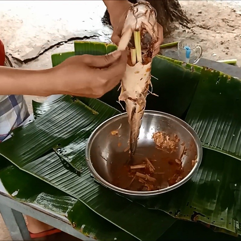 Step 2 Wrap the Fish Grilled Catfish in Banana Leaves