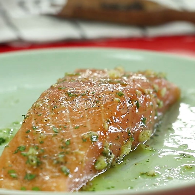 Step 2 Marinating salmon Salad salmon oil vinegar