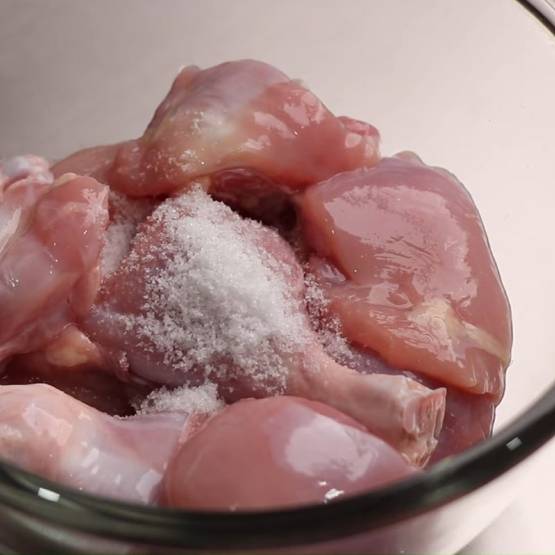 Step 3 Marinate chicken Spicy chicken curry