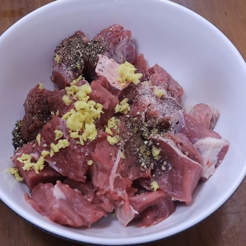 Step 2 Marinate the beef Beef Potato Carrot Soup