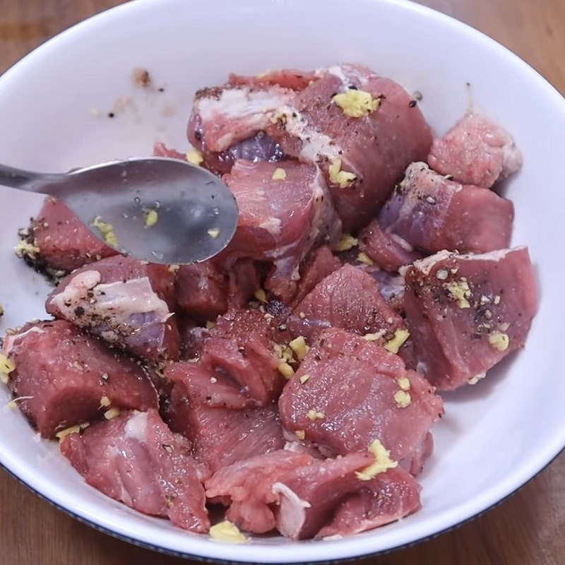 Step 2 Marinate the beef Beef Potato Carrot Soup