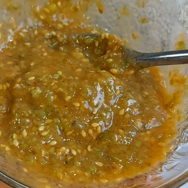 Step 2 Make the sauce for grilled mì căn