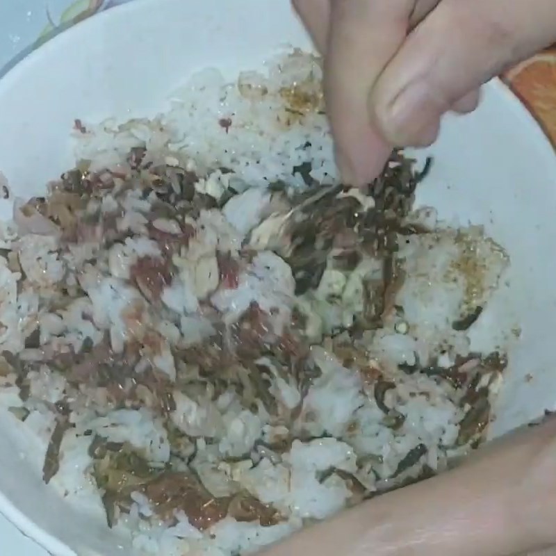 Step 3 Marinate and Stuff the Meat Filling for Duck Stew with Lotus Seeds