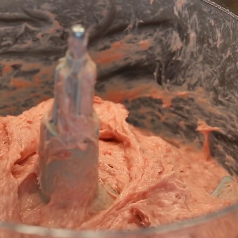 Step 2 Marinate and grind the meat Beef ball with tendon