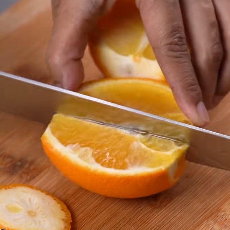 Step 1 Squeeze orange juice for Orange Milk Ice Cream