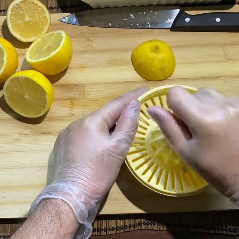 Step 1 Extract lemon juice Lemon Mint Smoothie