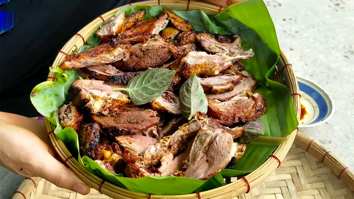 2 Ways to Make Grilled Duck with Faux Dog Flavor and Fragrant Green Pepper, Comforting for the Whole Family 2 Grilled Duck with Fake Pork