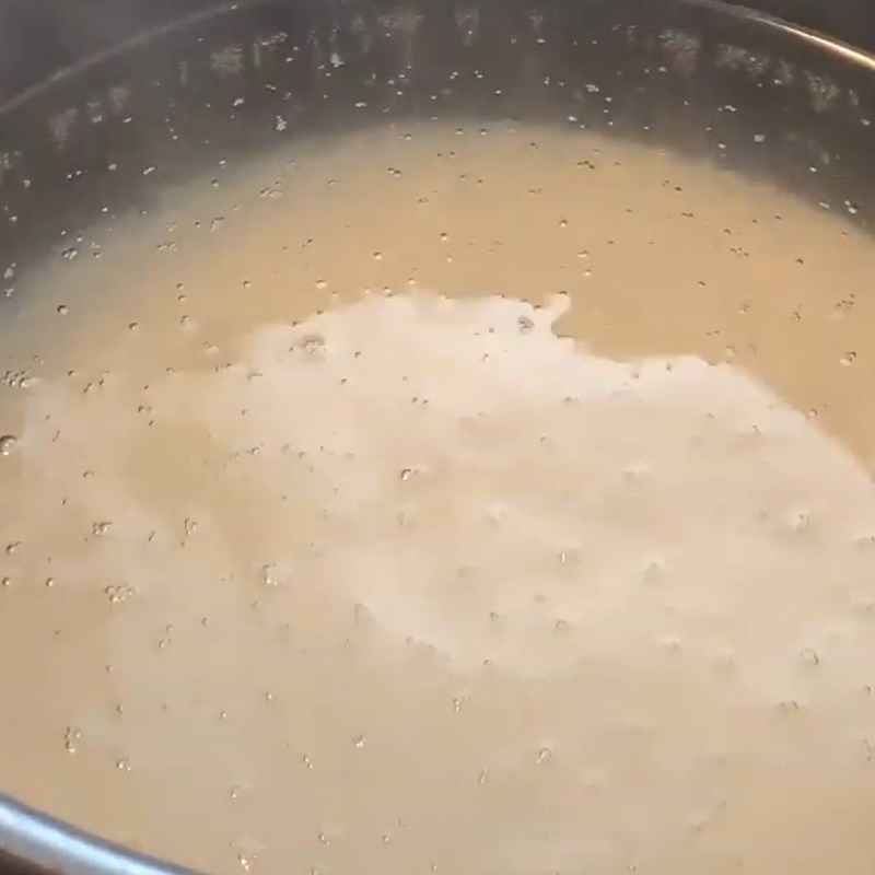 Step 1 Wash the rice and cook the porridge Central Vietnam Rice Porridge