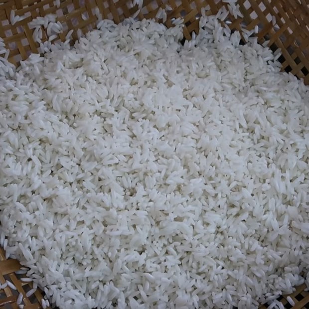 Step 4 Wash and soak the glutinous rice Char Siu sticky rice