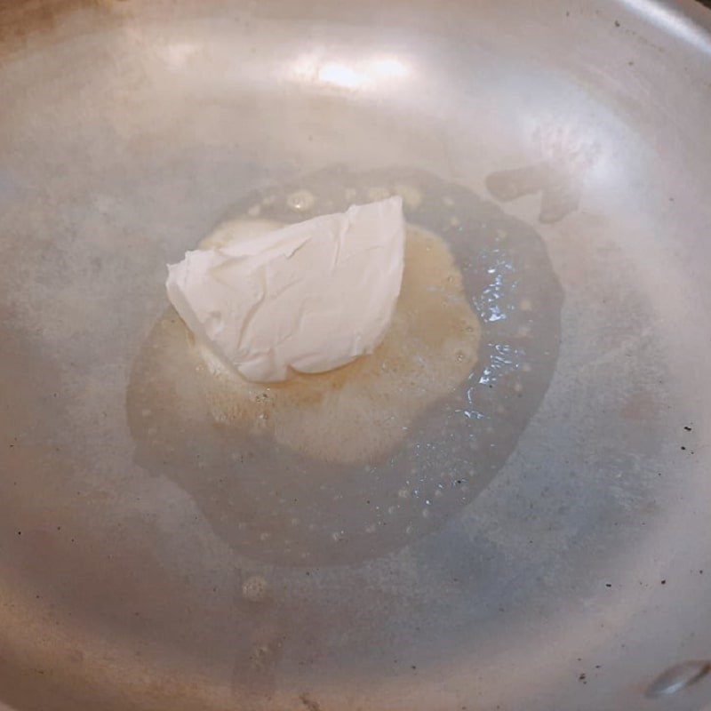 Step 2 Sauté mushrooms and chicken Creamy chicken mushroom soup