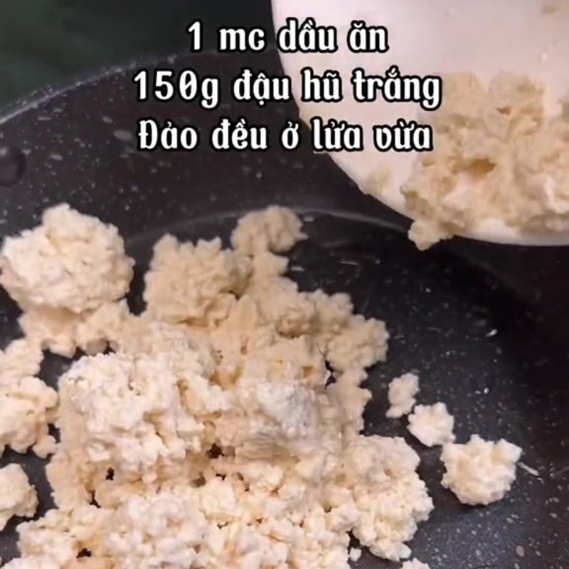 Step 2 Stir-fry the filling for Vegetarian Mixed Noodles (Recipe shared from Tiktok Green Vegetarian Kitchen)