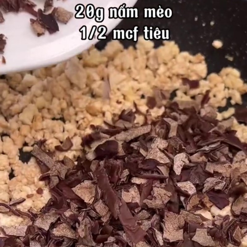 Step 2 Stir-fry the filling for Vegetarian Mixed Noodles (Recipe shared from Tiktok Green Vegetarian Kitchen)