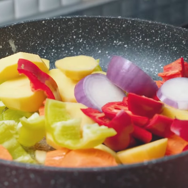Step 2 Stir-fry vegetables Broccoli vegetable soup