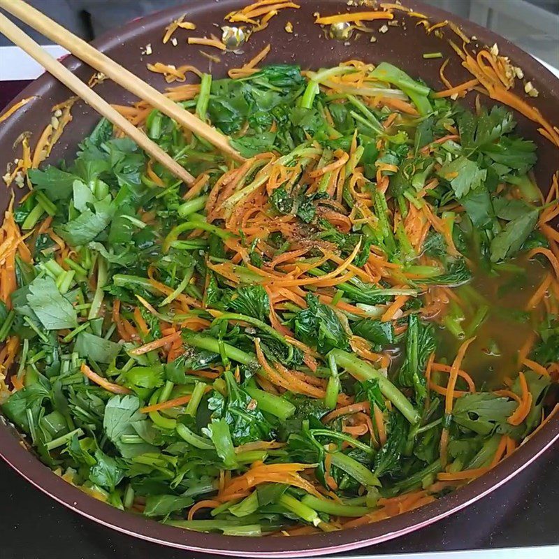 Step 4 Stir-fried Vegetables with Dried Squid and Glass Noodles